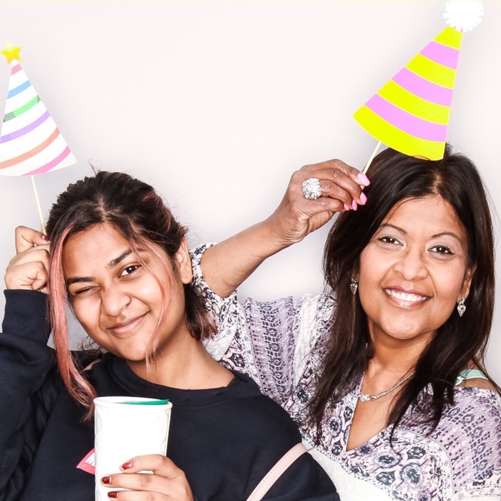 Meet your Posher, Priscilla